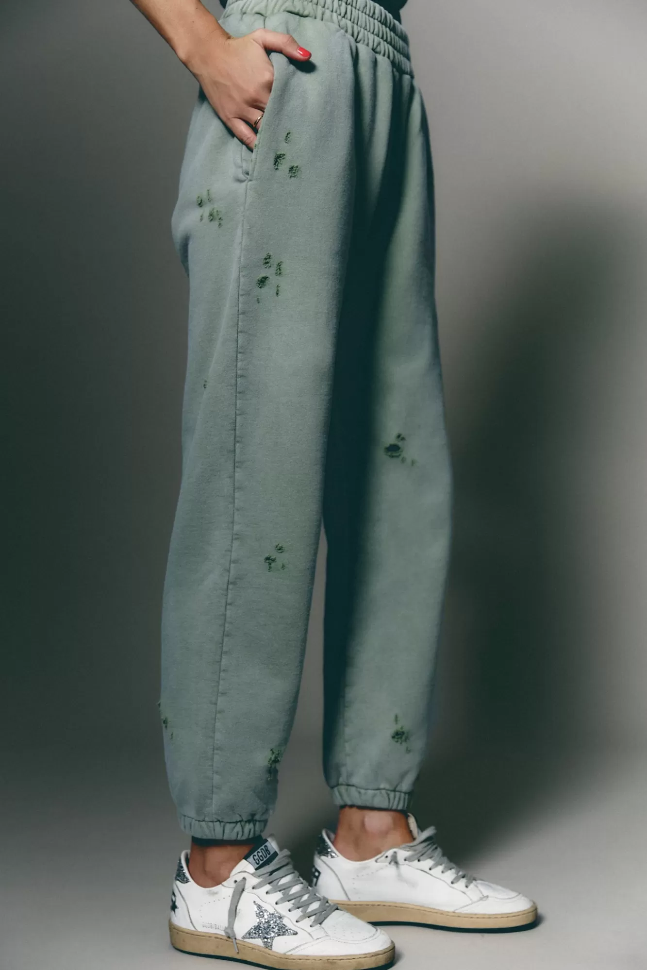 The Akala Studio Distressed Green Pants Online