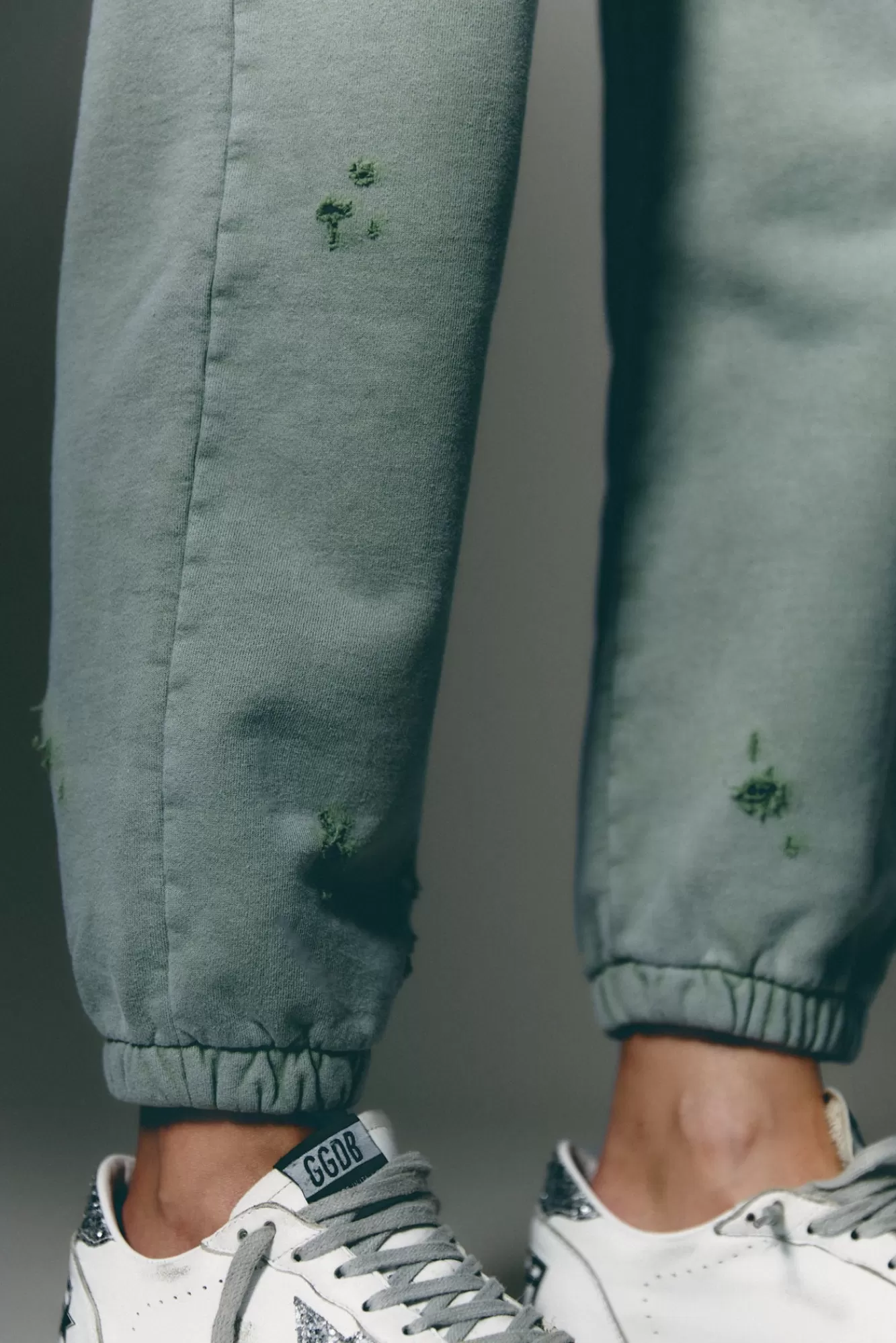 The Akala Studio Distressed Green Set Shop