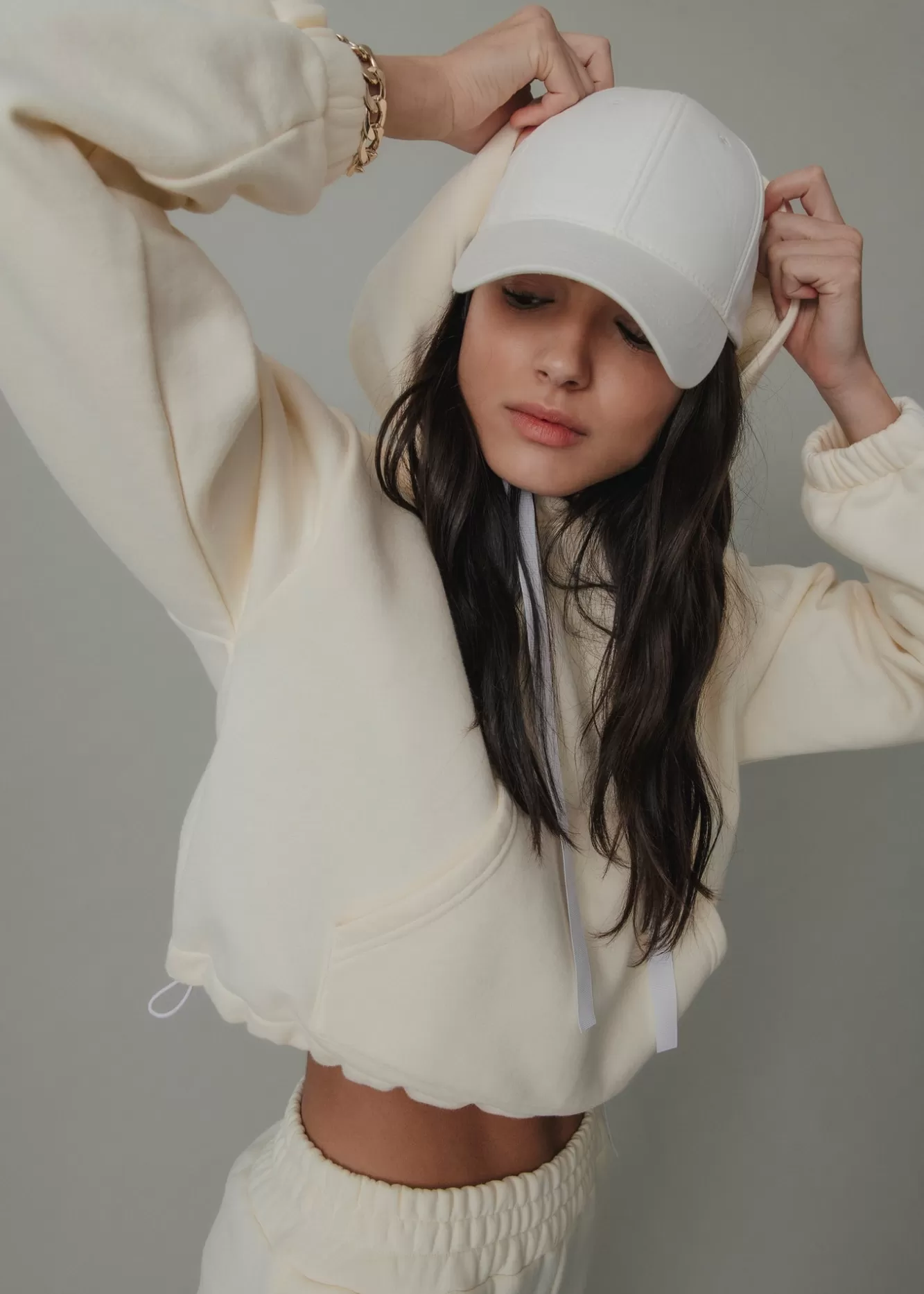 The Akala Studio Marfil Hoodie Online
