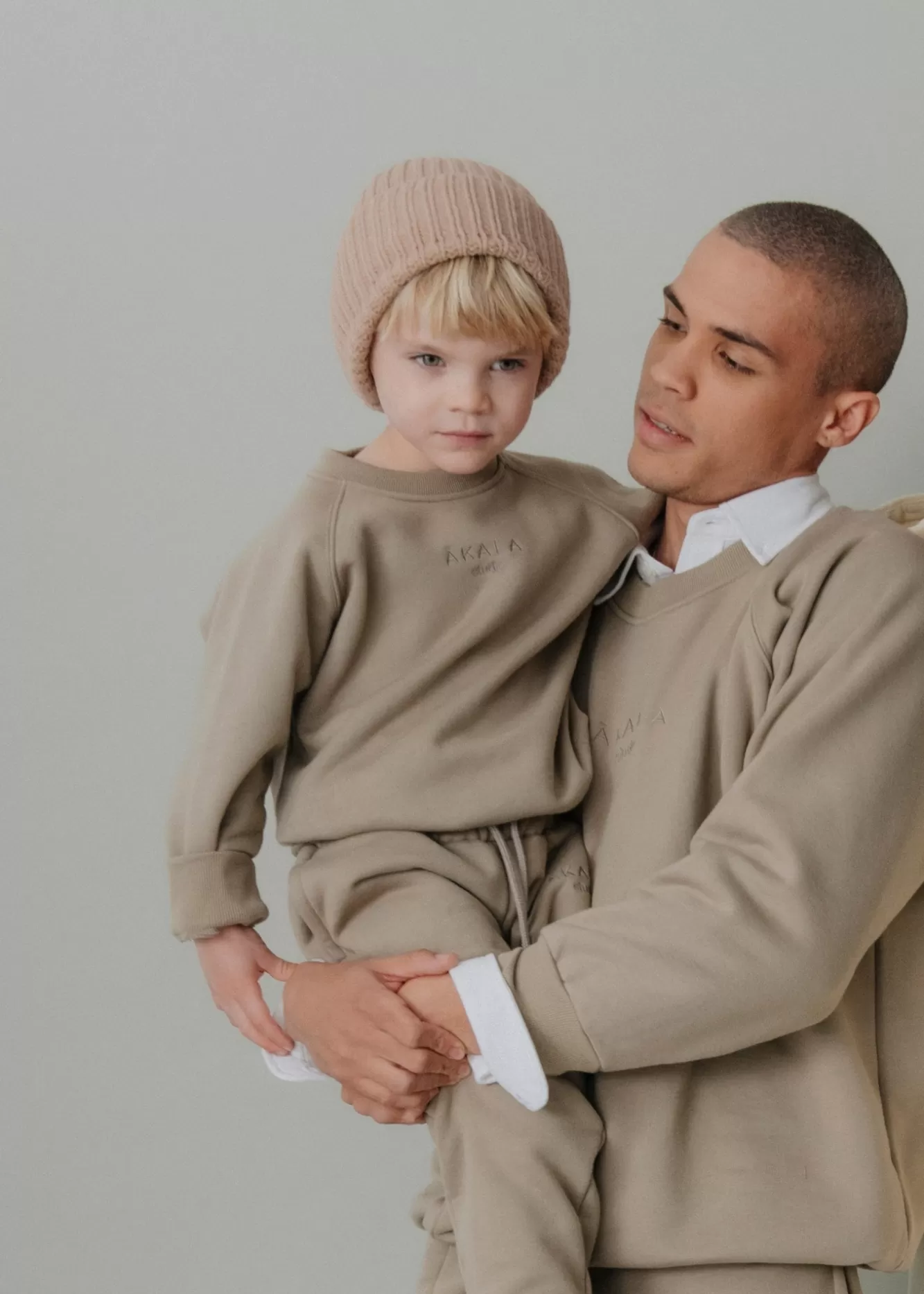 The Akala Studio Sand Hoodie Boy New