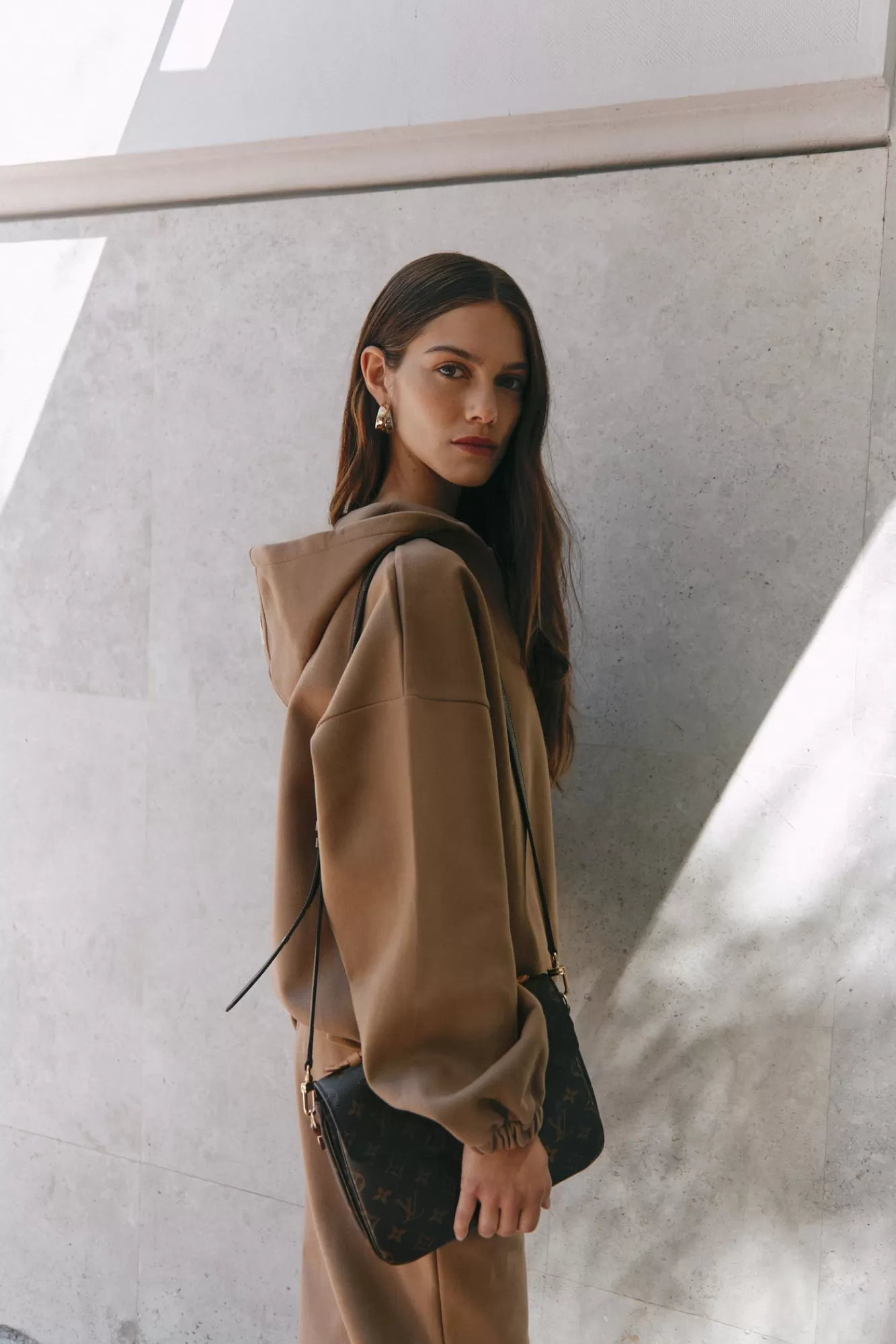The Akala Studio Soft Camel Set Best Sale